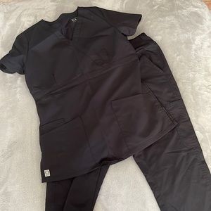 EON Black Scrub